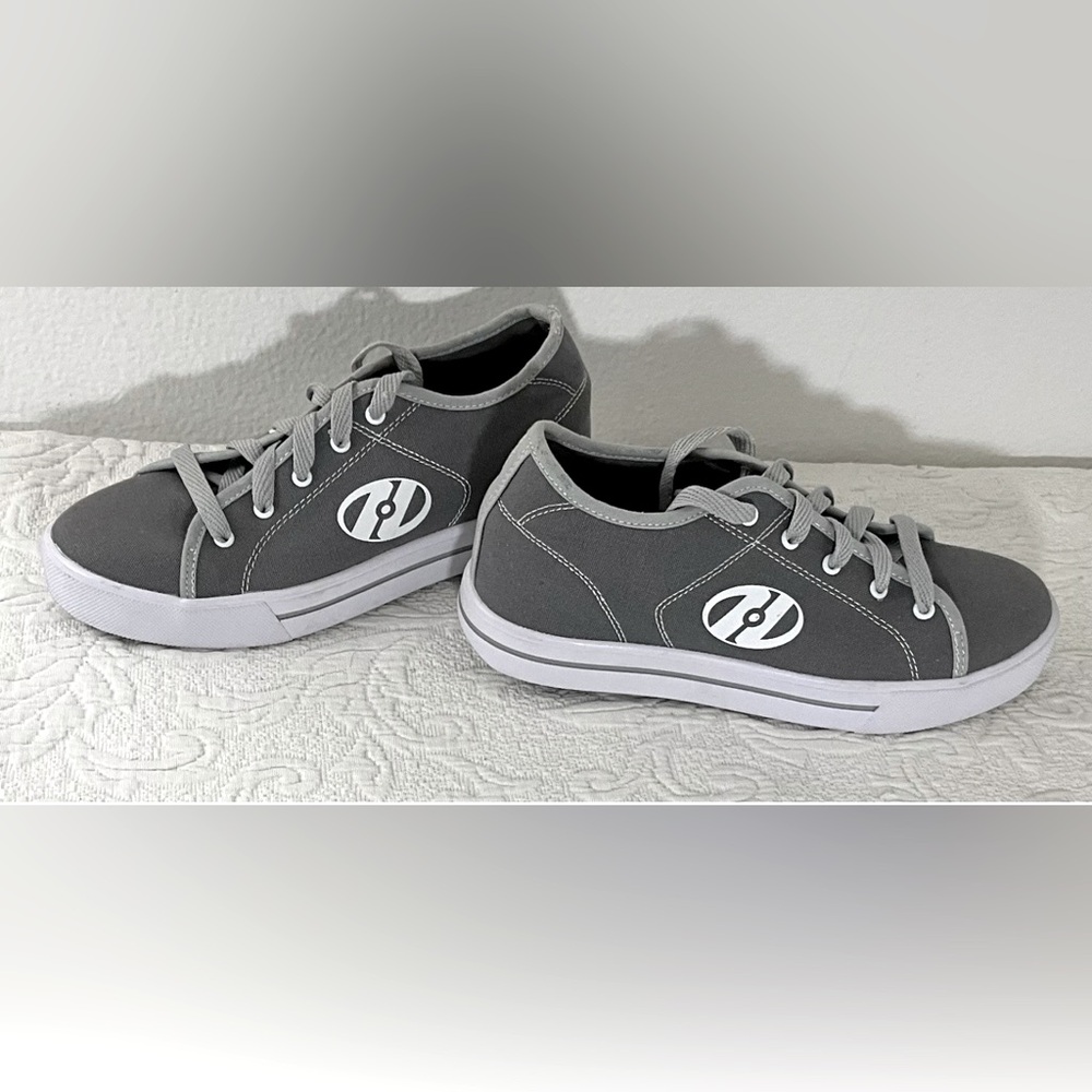 HEELYS Pro 20 Men's‎ Size 7 HES10455 Skate Shoes Roller Sneakers Gray Canvas EUC